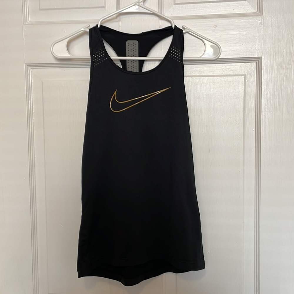 Nike Pro Hypercool Compression Top